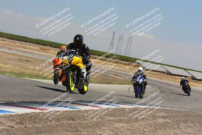 media/Sep-04-2023-Lets Ride (Mon) [[34443f911e]]/B Group/1220pm (Wheelie Bump)/